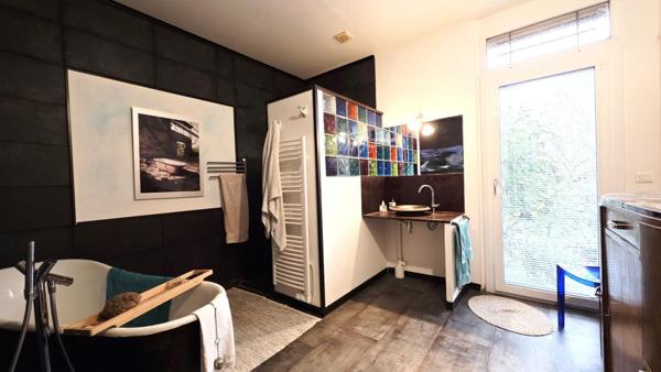 MAISON 401M² DE PLAIN PIED STYLE LOFT ATELIER JARDIN