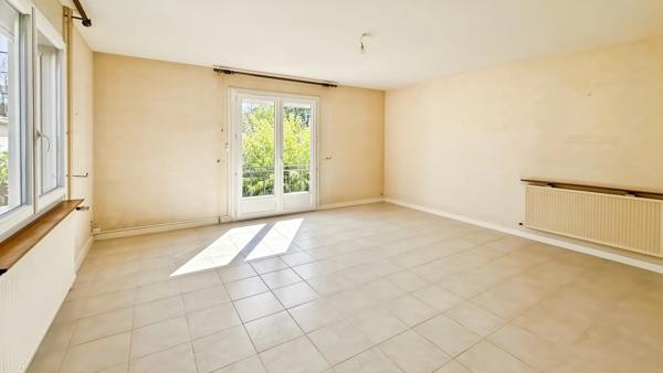 BERGERAC – Maison familiale de 174 m² avec garage, terrain 390 m²