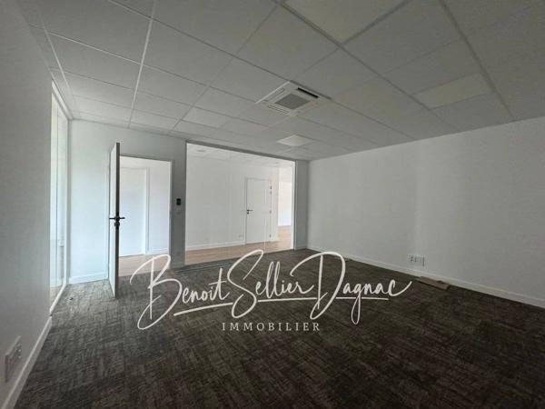 Bureaux à vendre Grand Annecy – 215 m² avec terrasse, 9 parkings et accès A41