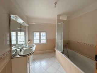 Pierre-Levée (77580) 128 m² habitable / Trois chambres