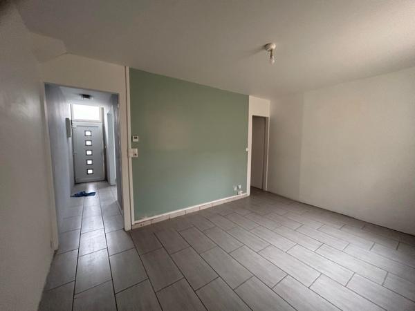 Maison 2 chambres proche gare des bus et leclerc