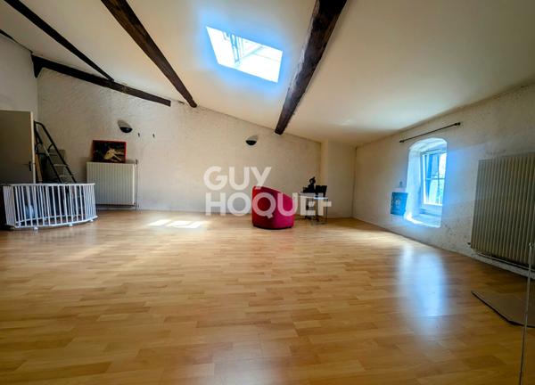 PONT-DU-CHATEAU - MAISON DE VILLE 180 M2 - 3 CHAMBRES