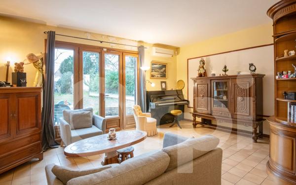 Maison à vendre    5 pièces •  Vaujours