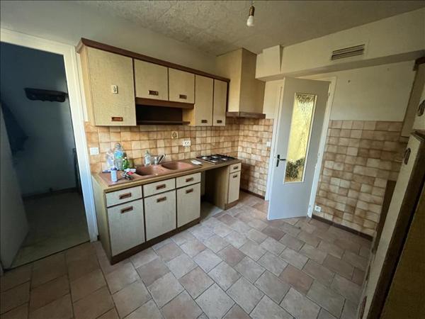 Maison à vendre |  Saint-Benoît-du-Sault |  5 pièces | 115 m²