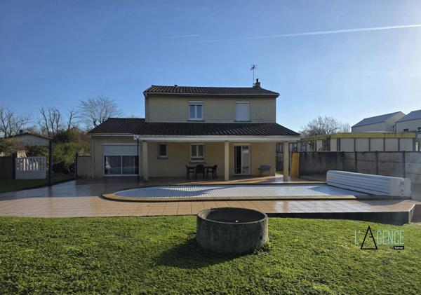 Mérignac Quartier Pichey/Le Chut : À découvrir sans tarder, spacieuse maison familiale de 139 m² avec piscine et grand terrain, dans un secteur stratégique !