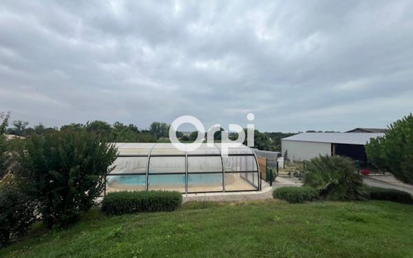 Maison à vendre    4 pièces •  Longeville-sur-Mer