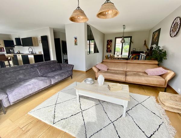 Maison 7 pièces - 147 m² Exclusivité efficity