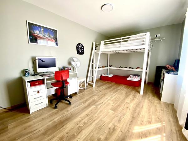 Maison 7 pièces - 147 m² Exclusivité efficity