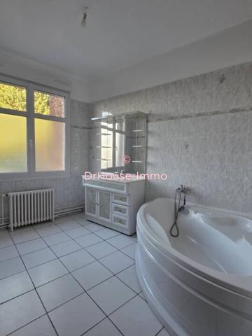 Maison à vendre 7 pièces de 204 m²