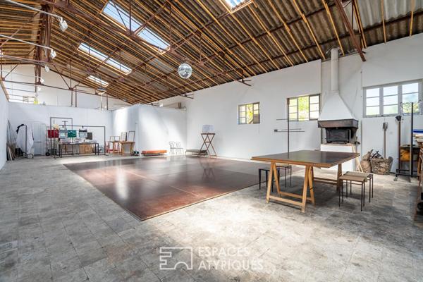 Loft atelier résidentiel en plein centre