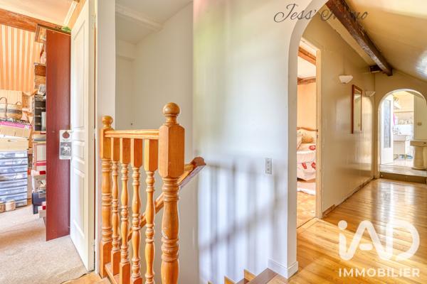 Maison à vendre 9 pièces 250 m² La Ville-du-Bois