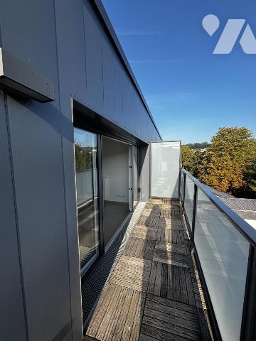 APPARTEMENT BALCON ET STATIONNEMENT