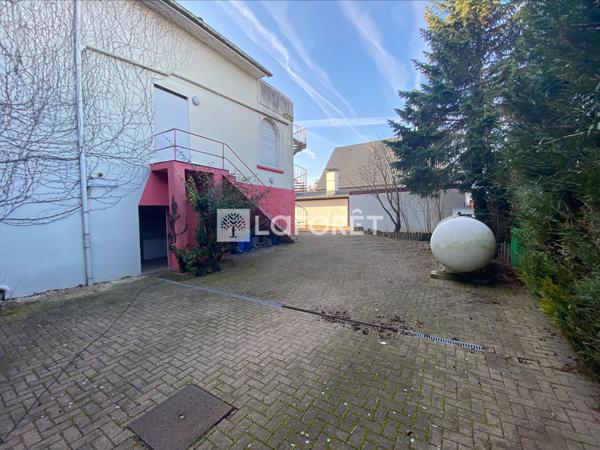 Achat local commercial Village-Neuf - 565 m² - 950 000 €