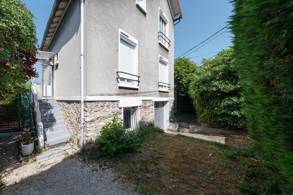 Maison indépendante de 190m² utiles