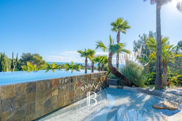 Sainte-Maxime, Propriété 7 Chambres -  357 m² à vendre