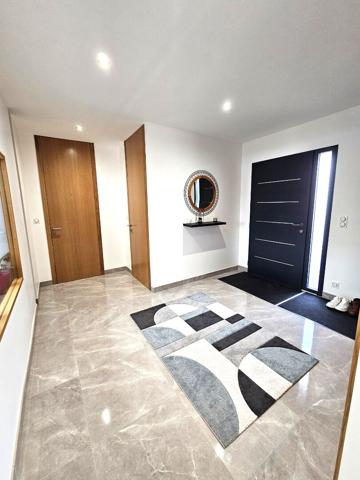 Maison 6 pièces 222.24 m2