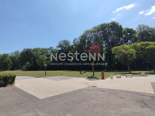 A VENDRE Guyancourt Bois de la Grille beau 5 pièces 105m² en étage avec ascenseur et balcon