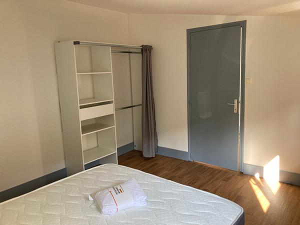 Appartement Fontenay Le Comte 2 pièce(s)