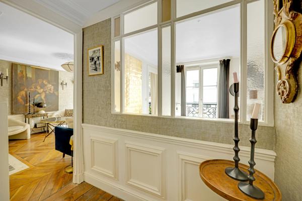 Paris (75006) ST-GERMAIN - 2 PIECES Véritable cocon