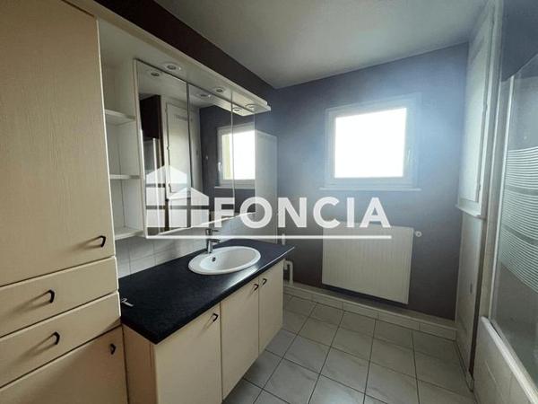 Location Appartement 2 pièces 56.1 m² - Sainte Croix En Plaine 68127