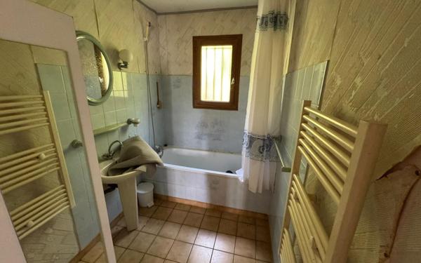 Maison à vendre    4 pièces •  Saint-Ambroix