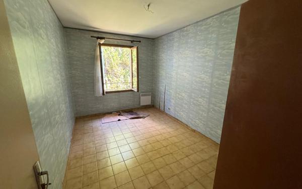 Maison à vendre    4 pièces •  Saint-Ambroix