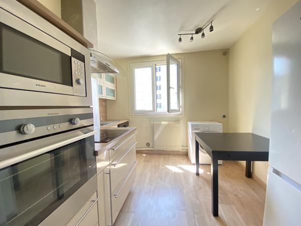 Saint-Étienne (42100) Appartement non meublé 3 chambres + balcon secteur Bellevue