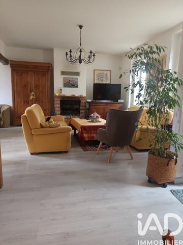 Maison à vendre 10 pièces 204 m² Lignerolles