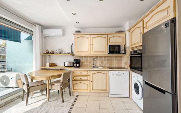 Appartement à vendre    2 pièces • 37,69 m2 Cannes