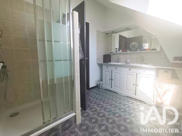 Maison à vendre 6 pièces 163 m² Pont-Sainte-Marie