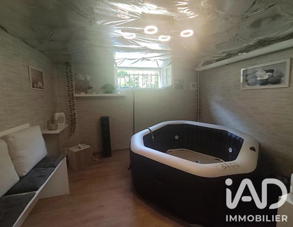 Maison à vendre 6 pièces 163 m² Pont-Sainte-Marie