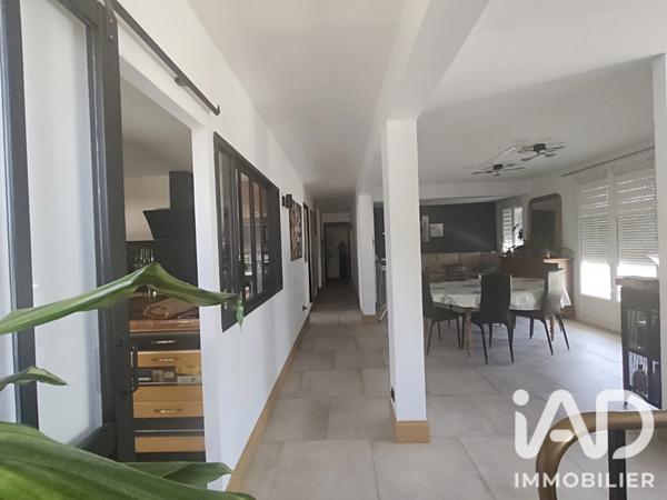 Maison à vendre 6 pièces 163 m² Pont-Sainte-Marie