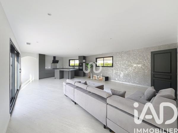 Maison à vendre 6 pièces 167 m² Lesparre-Médoc