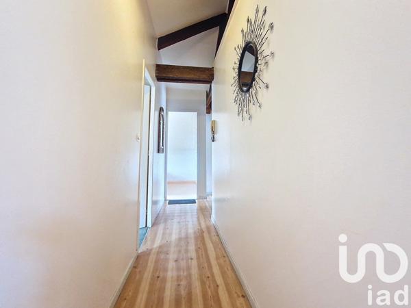 Appartement 3 pièces de 69 m² à Charleville-Mézières (08000)