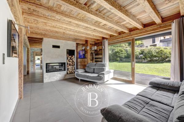 Archamps, Chalet 5 Chambres -  319 m² à vendre