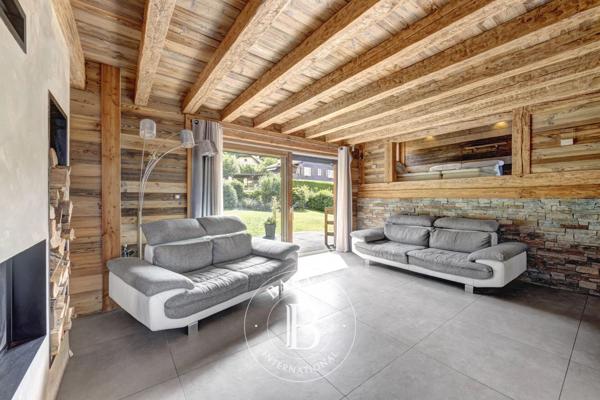 Archamps, Chalet 5 Chambres -  319 m² à vendre