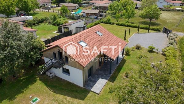 Maison moderne avec dépendance aménageable sur une belle parcelle à Gastes