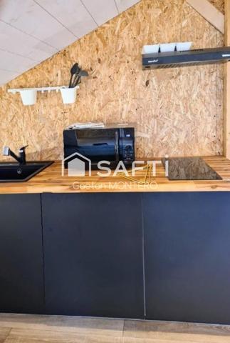 Maison moderne avec dépendance aménageable sur une belle parcelle à Gastes