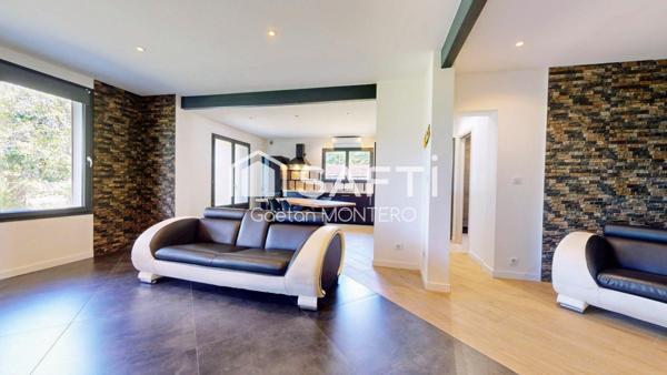 Maison moderne avec dépendance aménageable sur une belle parcelle à Gastes