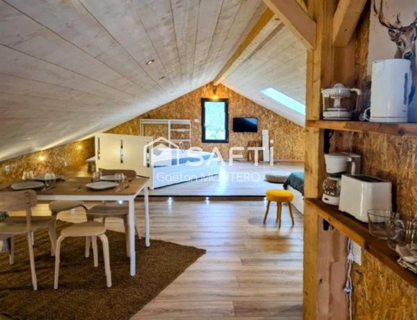 Maison moderne avec dépendance aménageable sur une belle parcelle à Gastes