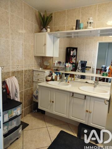 Maison à vendre 5 pièces 101 m² Saint-Germain-du-Puy