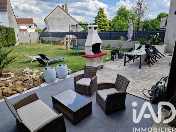 Maison à vendre 5 pièces 101 m² Saint-Germain-du-Puy