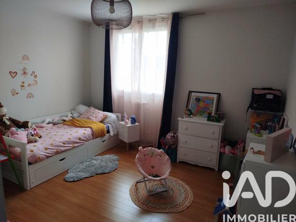 Maison à vendre 5 pièces 101 m² Saint-Germain-du-Puy