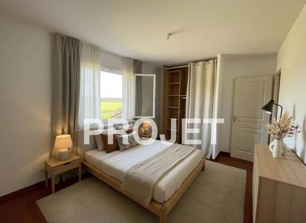 Maison individuelle 95 m² sur terrain 430 m²– Construction 2007 – Béligneux (01360)