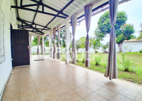 Maison de pays + appartements A VENDRE