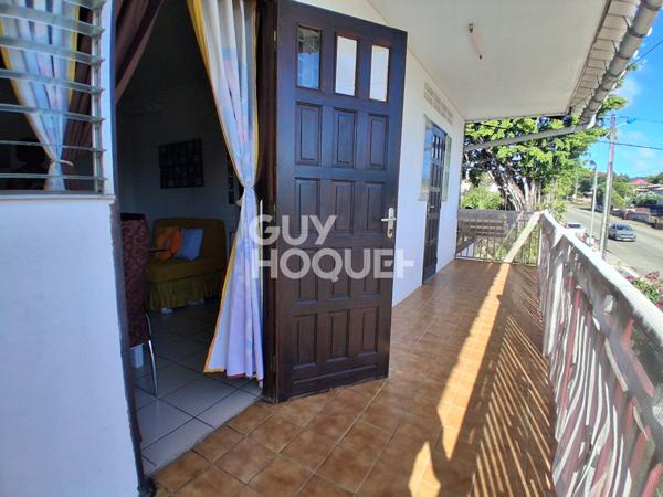 Maison de pays + appartements A VENDRE