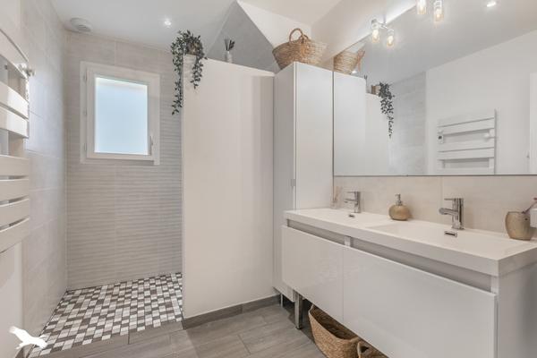 Maison à vendre 543 400 € Martignas-sur-Jalle 4 p 123 m² DPE A