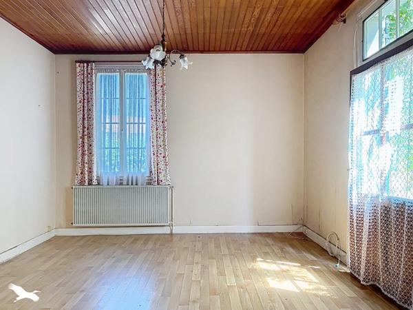Maison à vendre 66 700 € Mussidan 9 p 72 m² DPE G