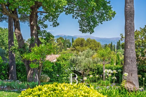 Biot, Villa 5 Chambres -  227 m² à vendre