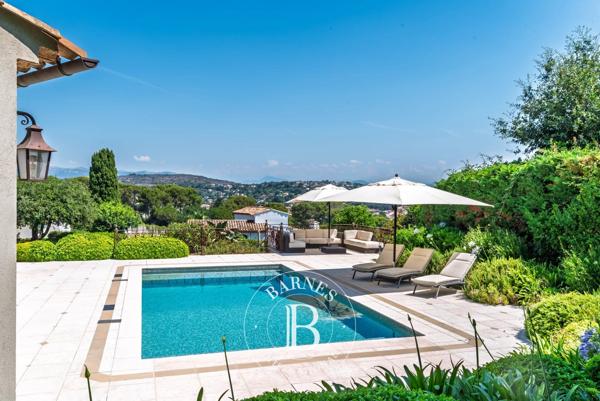 Biot, Villa 5 Chambres -  227 m² à vendre